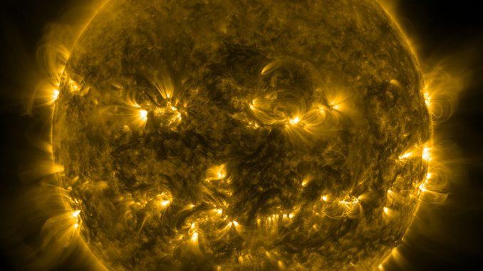 NASA'nın SDO uydusundan çekilen Güneş fotoğrafı